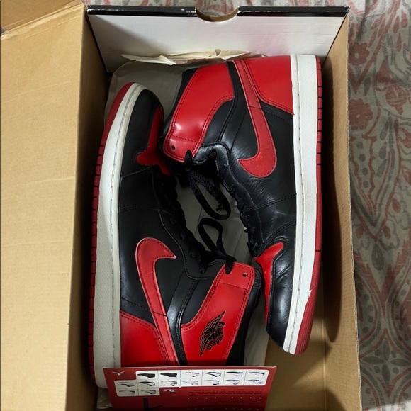 Air Jordan 1's 2001 RARE
